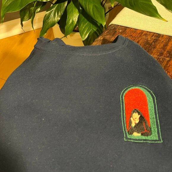 (Indie) Badaboöm Studio Window Watcher Embroidered Crewneck Sweater - Large - Picture 3 of 4